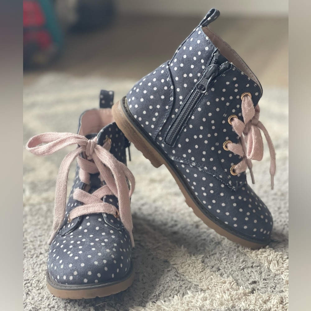 Little girls boots!